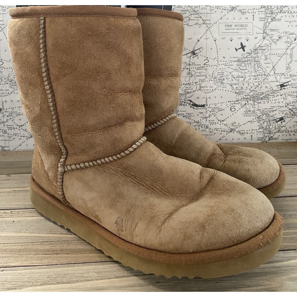 UGG‎ Australia Boots, Chestnut Brown Size 8 Womens - Picture 2 of 6